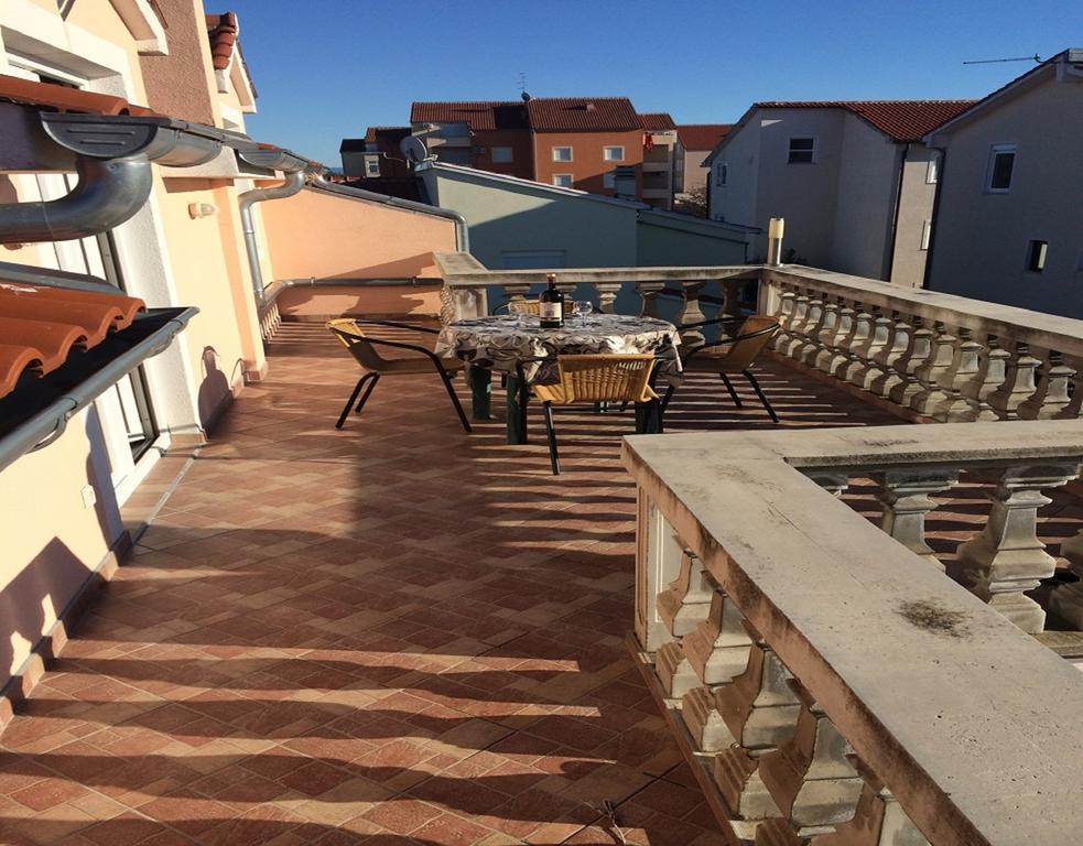 Apartmani Jerkin Vodice Exterior foto