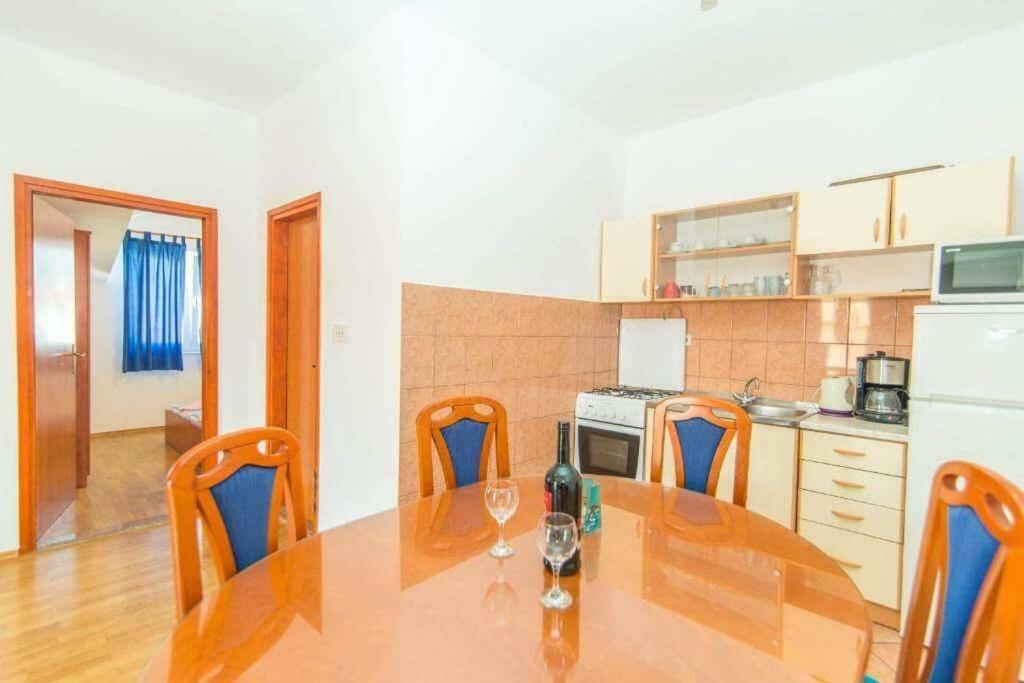 Apartmani Jerkin Vodice Exterior foto